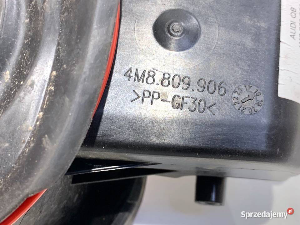 KLAPKA WLEWU PALIWA AUDI Q8 SUV POKRYWA WLEWU