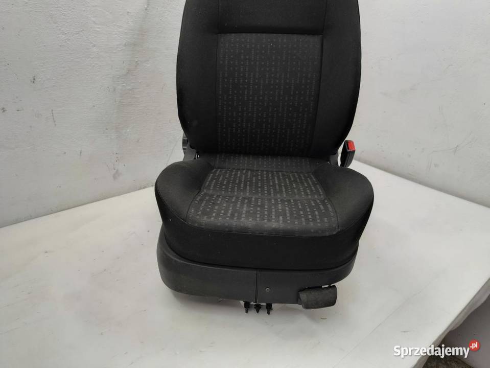 FOTEL PRAWY PRZÓD VW GOLF IV 14 sprzedam