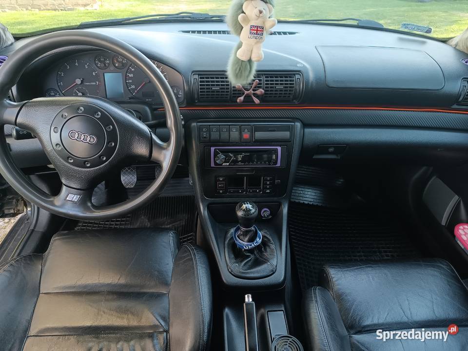 Audi a4 B5 18 t turbo 150 benzyna gaz LPG przyciemniane szyby Uchanie sprzedam