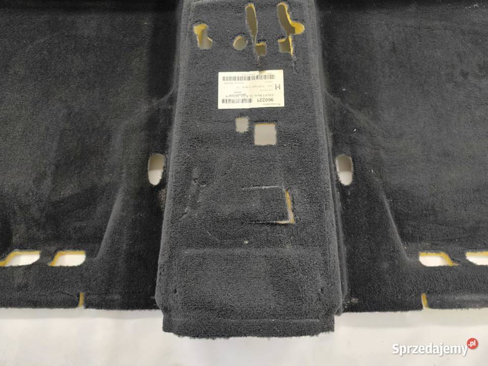 DYWAN WYKŁADZINA PODŁOGA TYŁ BMW E61 Dywaniki wielkopolskie sprzedam