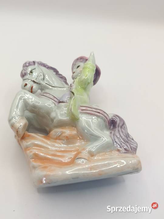 KOŃDZIECKO PORCELANA CUKIERKOWA FIGURKA Zamość