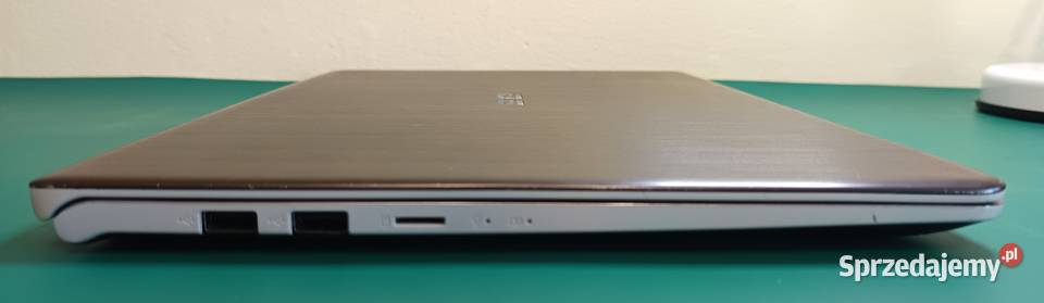 Laptop Asus VivoBook S15 S530F i5 8GB SSD 256GB Radomsko