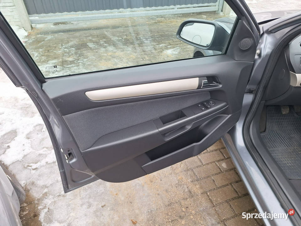 Opel Astra Klimatyzacja Parktronik Serwisowany klimatyzacja Astra Załom