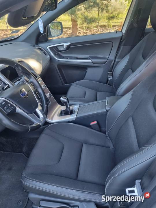 Na sprzedaż komfortowe auto Rok produkcji 2015 XC 60 Czarnożyły
