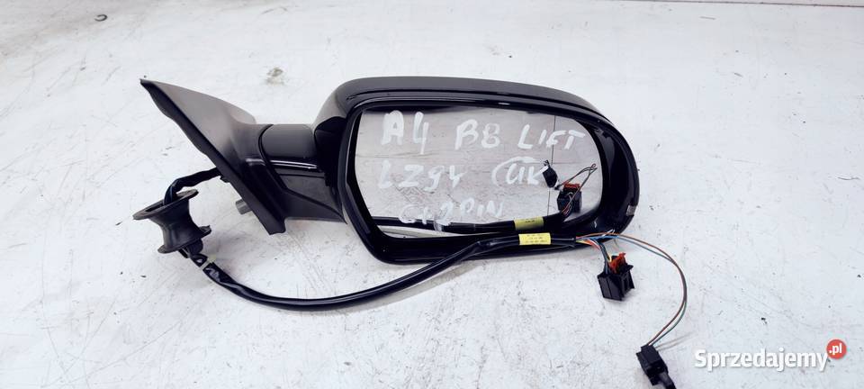 LUSTERKO PRAWE AUDI A4 B8 LIFT LZ9Y 62 PIN UK Lusterka zewnętrzne Przystajń