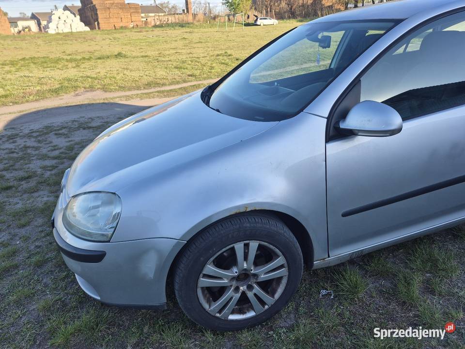 Sprzedam Golfa 5 Tuchola Żarska sprzedam