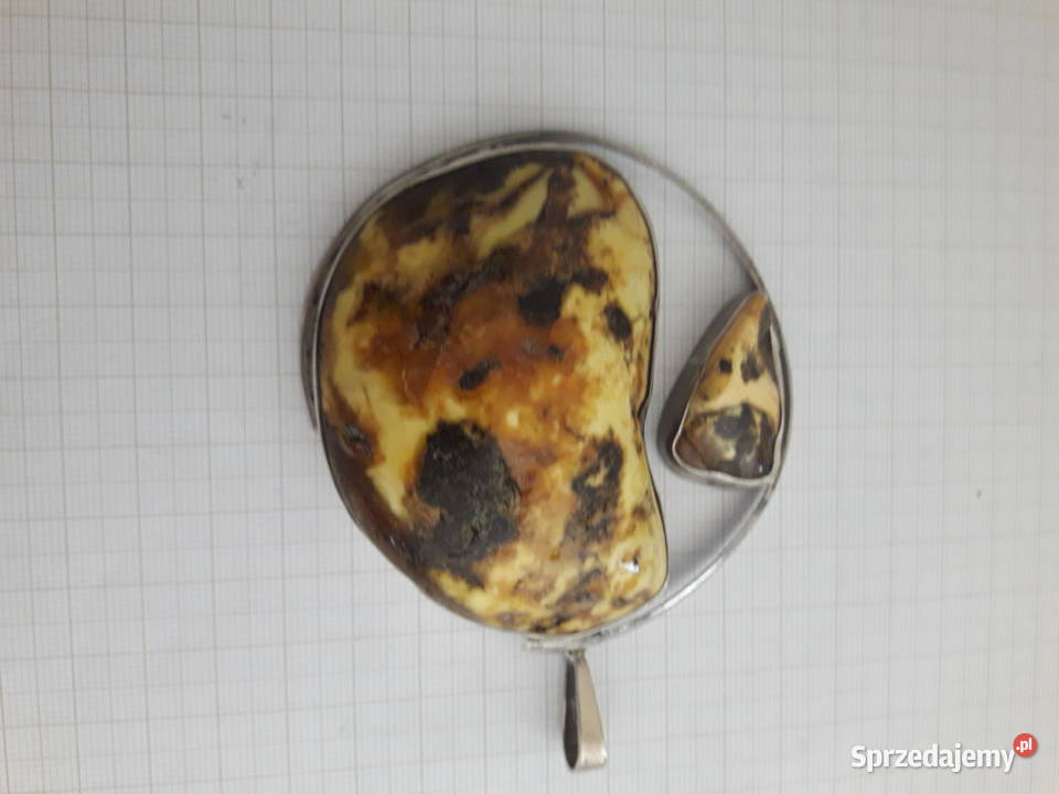 Wisior bursztyn bałtycki 64gram sprzedam