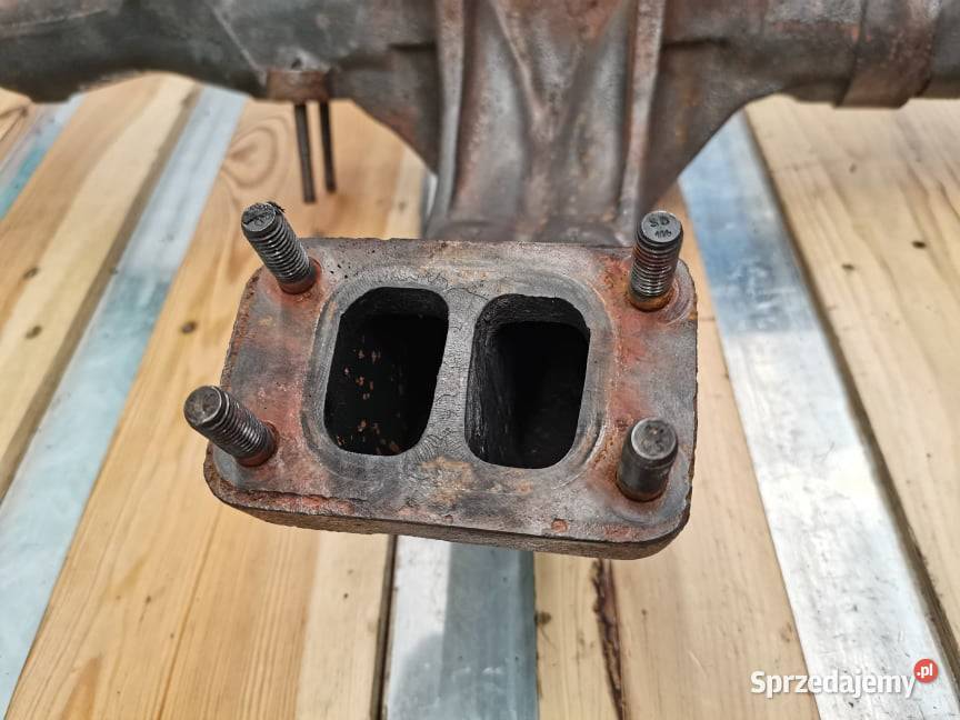 Kolektor wydechowy 04902729R Fendt 936 Vario Wilkowo