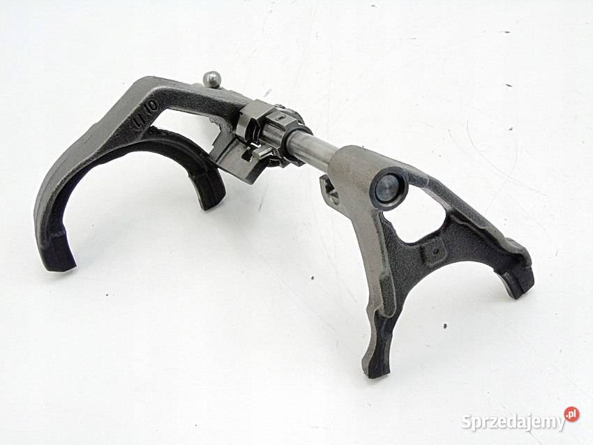 Widełki wybierak skrzyni biegów K9A0 Kia Carens osobowe Sosnowiec