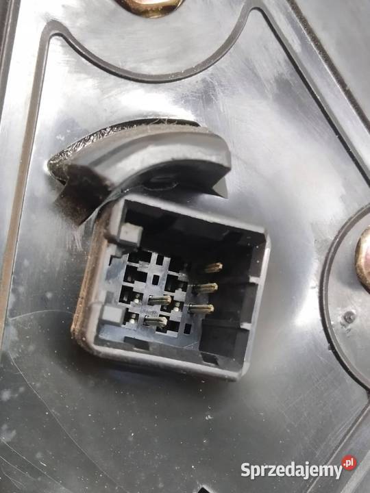 LUSTERKO PRAWE 5PIN EUROPA 012318 Kia Magentis