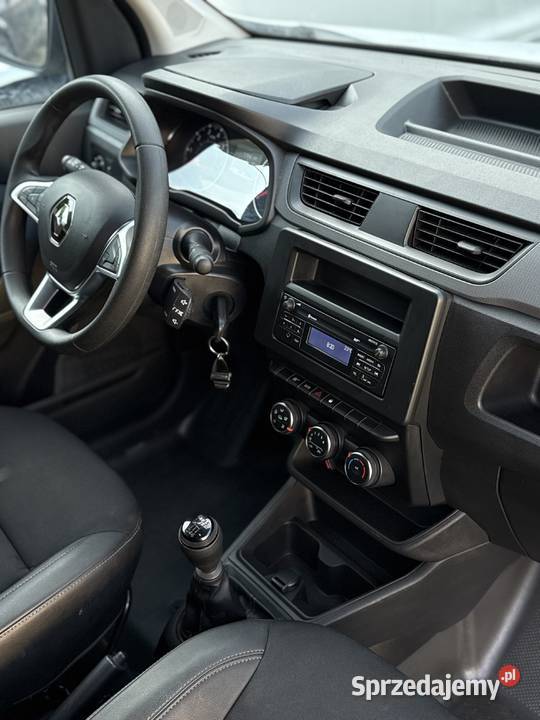 Renault Express 2024 Okazyjna niski przebieg sprzedam