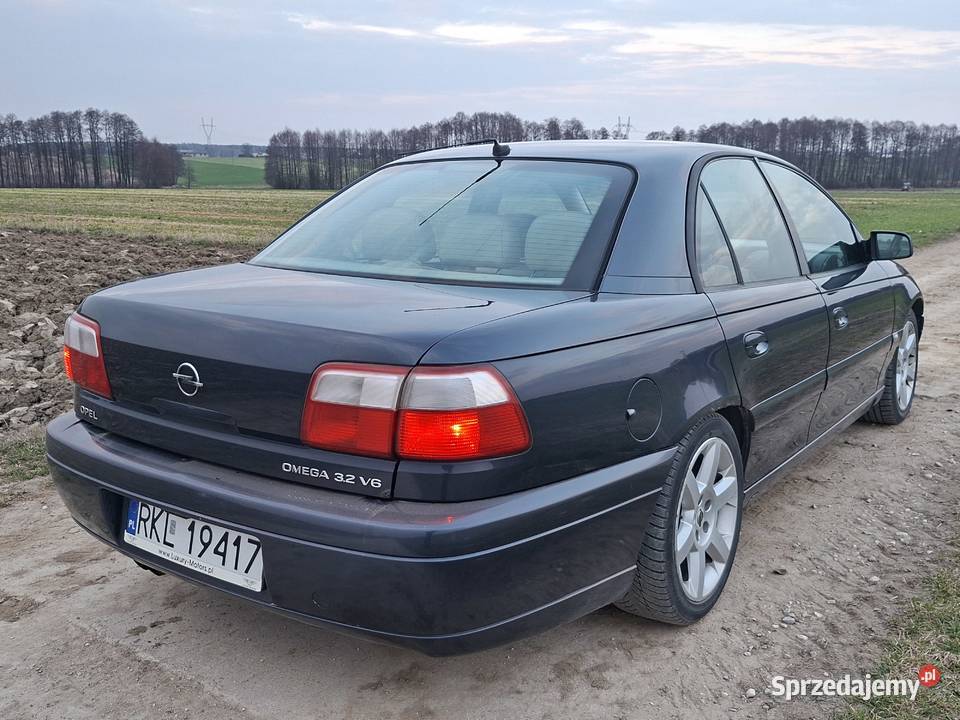 Opel Omega B FL 32 LPG 2001r 218KM Rękoraj