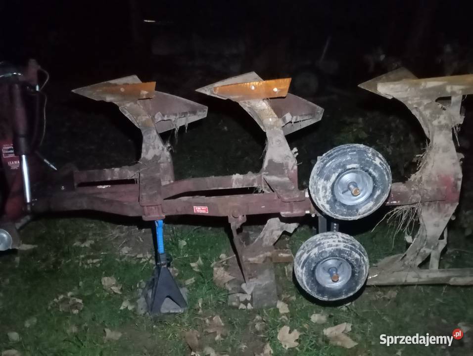 Pług 3 skibowy obrotowy nieuszkodzony Rzeszów sprzedam