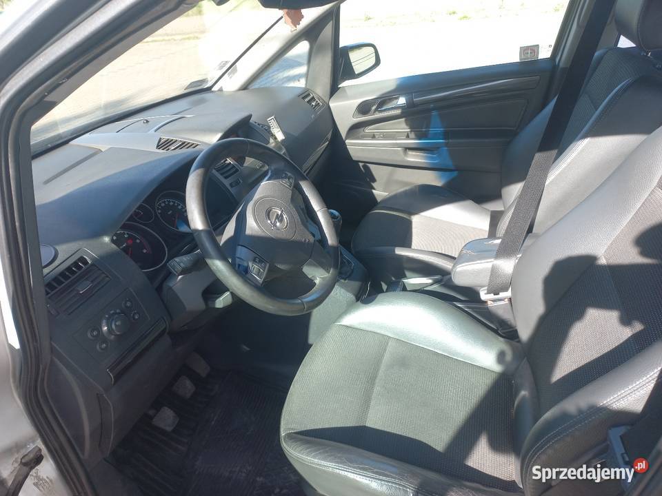 Opel zafira b Mleczków