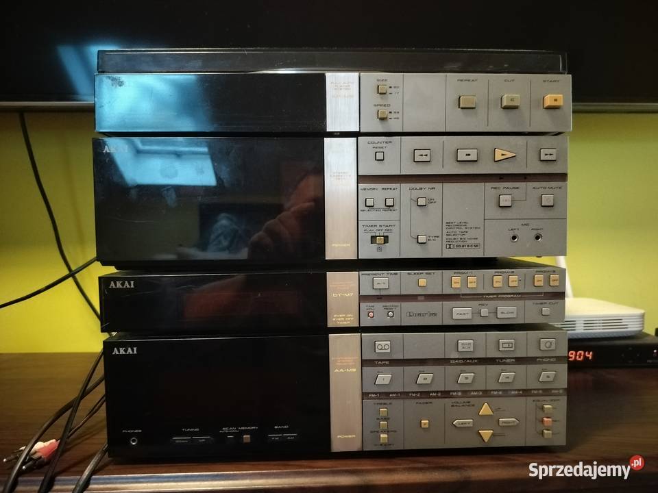 Wieża AKAI clarity Trojany