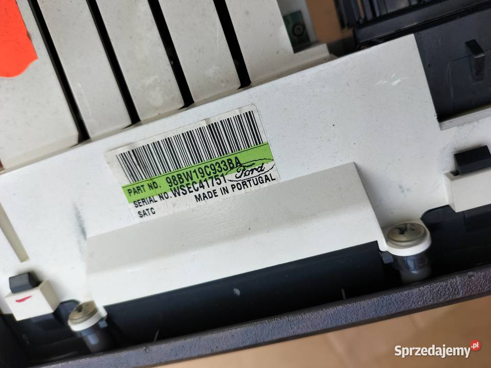 FORD MONDEO MK2 ŚRODKOWY PANEL NAWIEWU RAMKA osobowe lubelskie Kamień-Kolonia