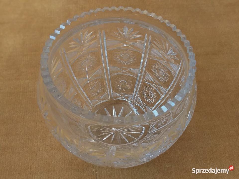 Duży kryształowy wazon przezroczysty