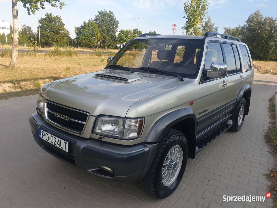 Isuzu Trooper 30 DTI 159 4x4 I właściciel 7 elektryczne lusterka Trooper