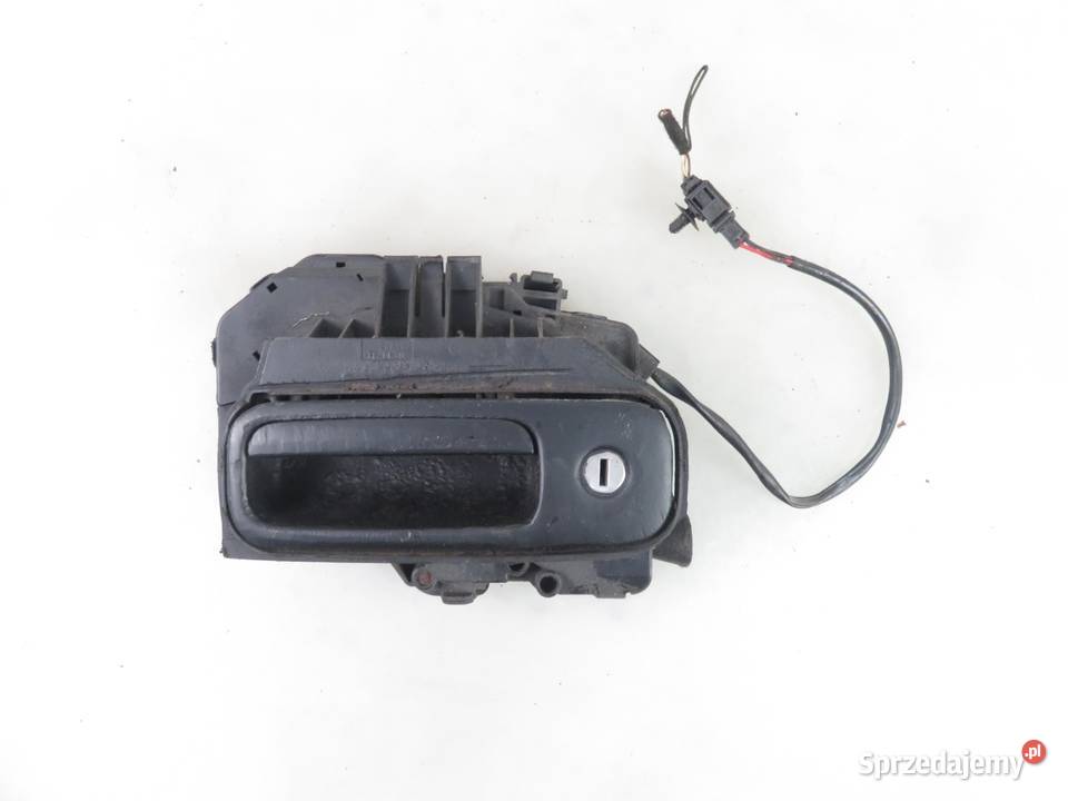 ZAMEK KLAPY VW CADDY III 7H0827426AE osobowe sprzedam