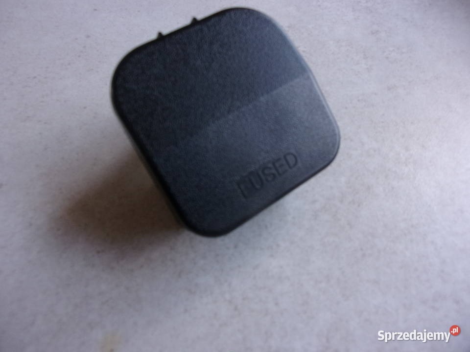 Adapter sieciowy FUSED z EU na UK czarny Warszawa