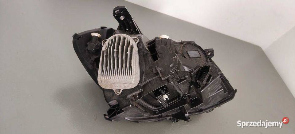 Lampa Przod Mercedes A Klasa W176 Lift 1518r Led