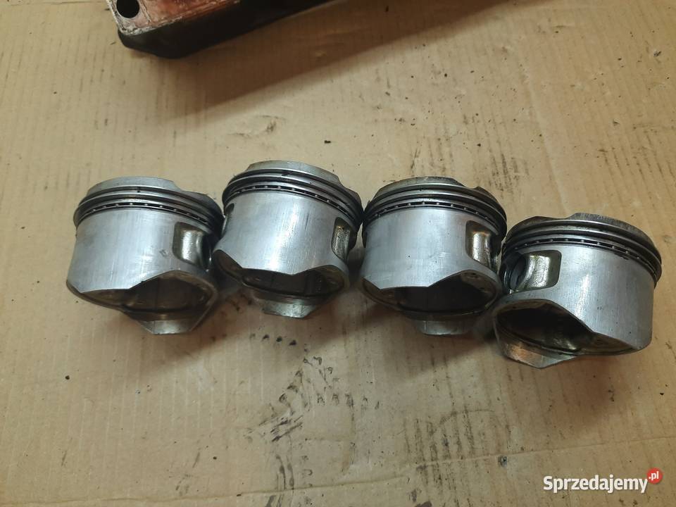 Kawasaki GPZ 750 cylindry tłoki pierścienie Jelenia Góra sprzedam