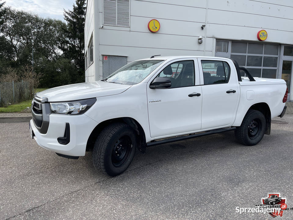 Orurowanie boczne TOYOTA HILUX rury progi sprzedam