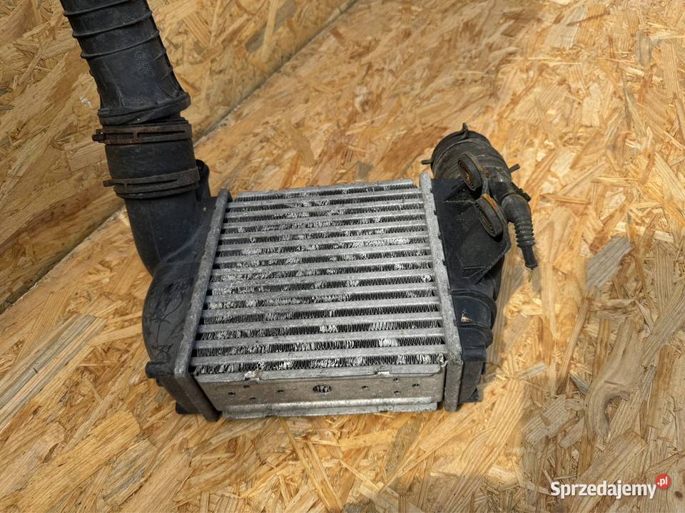 Chłodnica intercooler bora Leon golf Audi a3 8l Międzychód