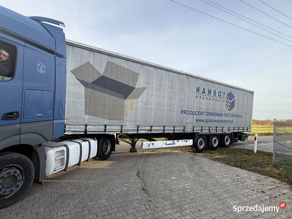 Naczepa Krone standard osie Saf Sobiesiernie