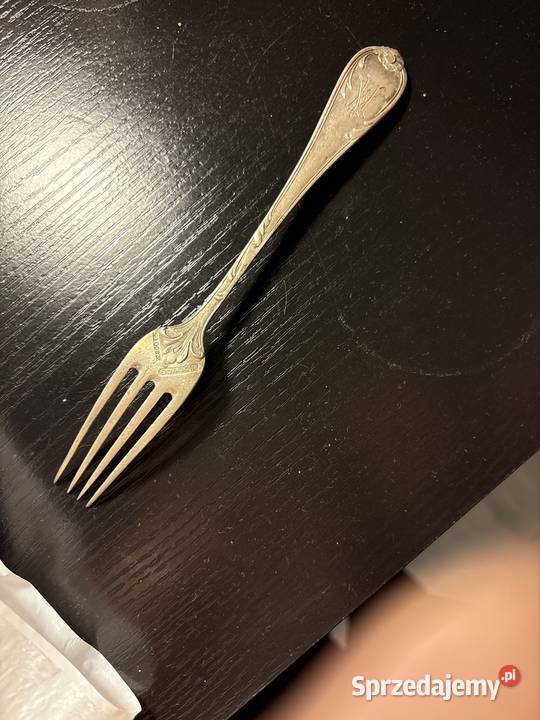 Zabytkowy widelec wykonany ze srebra próby 800 zachodniopomorskie Stargard sprzedam
