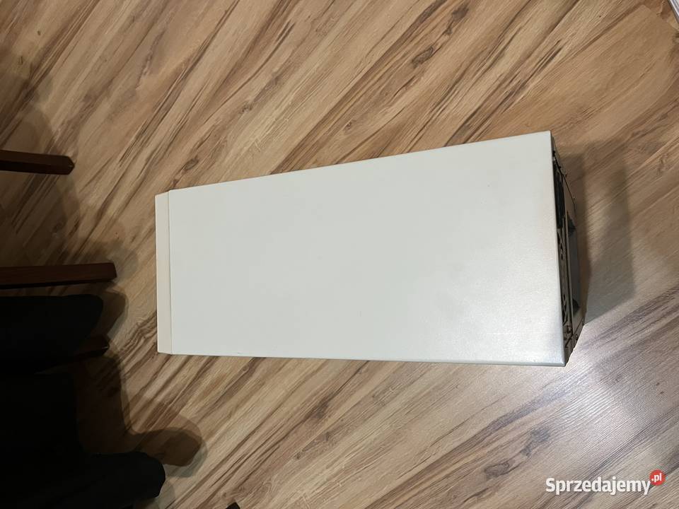 Zabytkowy komputer PC AT Pentium II 233MHz Klasy Pentium III i słabsze Pozostałe