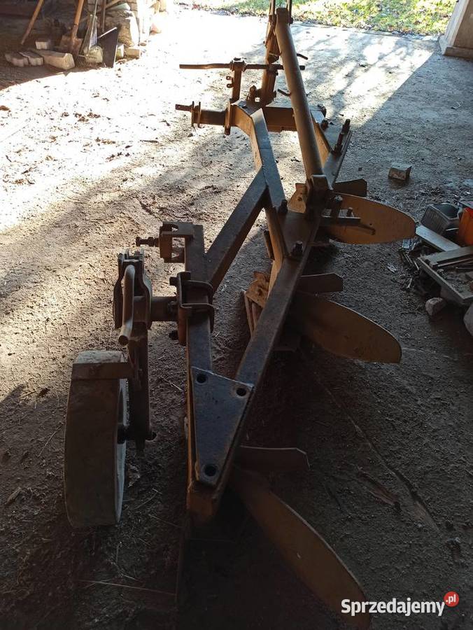 Pług 3 skibowy Dąbrowa Białostocka