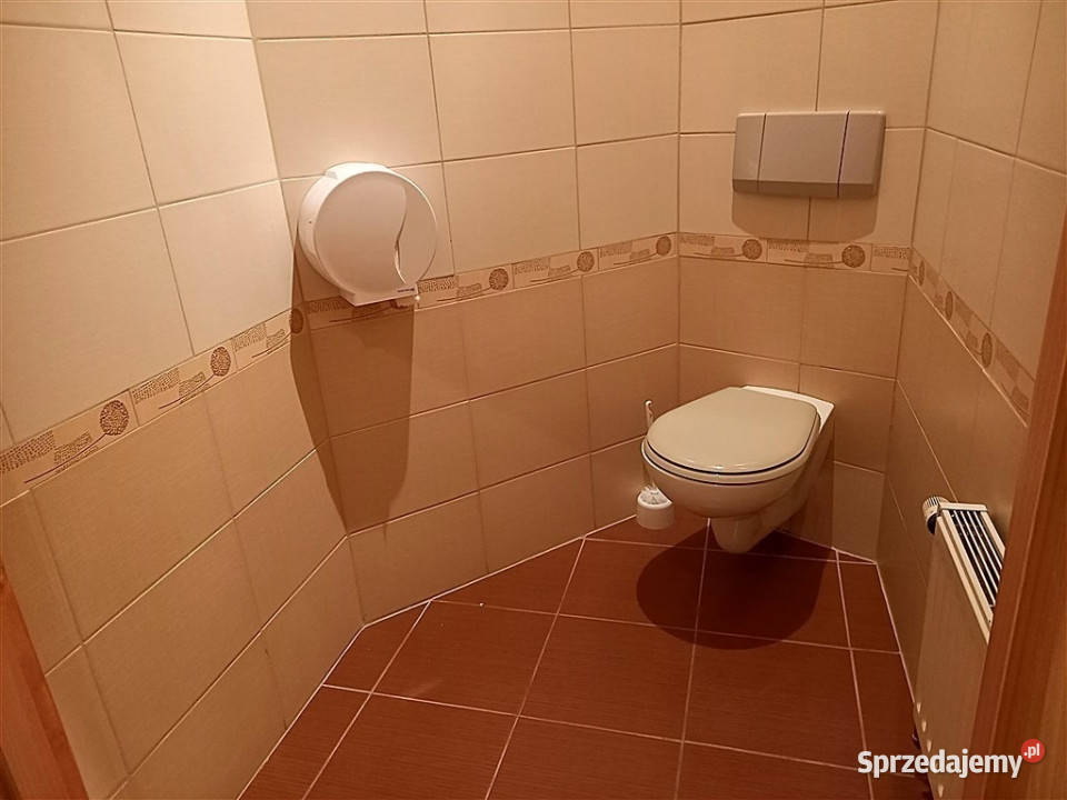 sprzedaży lokalu Wałbrzych 150m