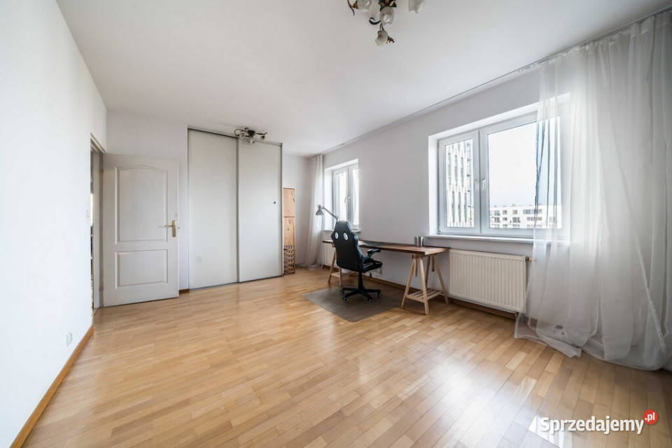 Mieszkanie 103 m2 i dwa garaże Jeżyce