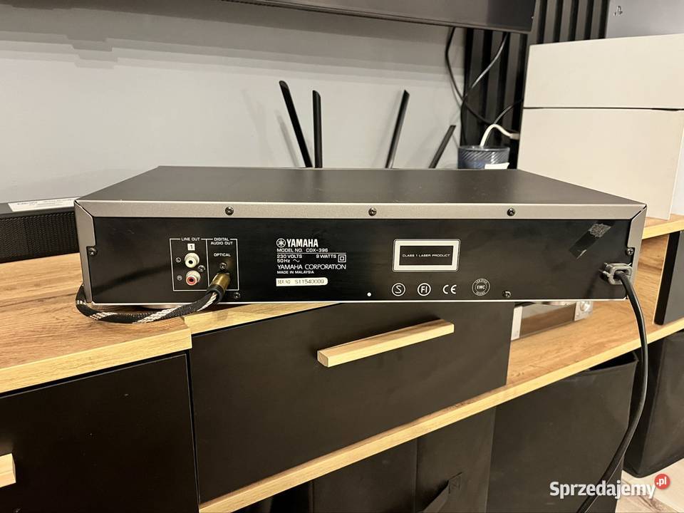 Yamaha CDX396 odtwarzacz CD stan sprawny Odtwarzacze CD i MD Konstancin-Jeziorna