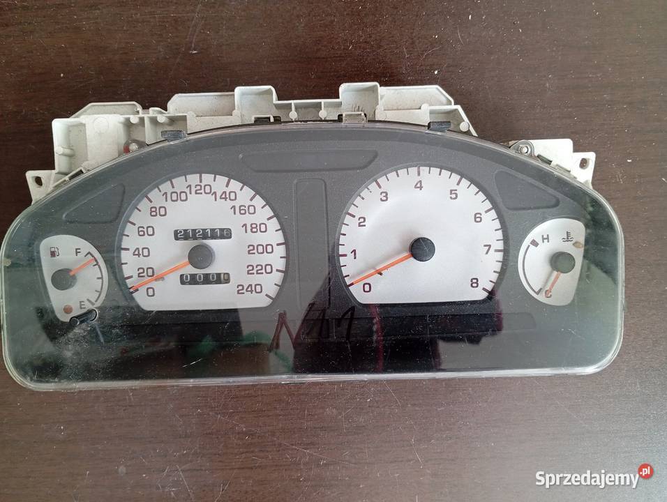 MITSUBISHI GALANT ZEGARY LICZNIK MR381832 osobowe