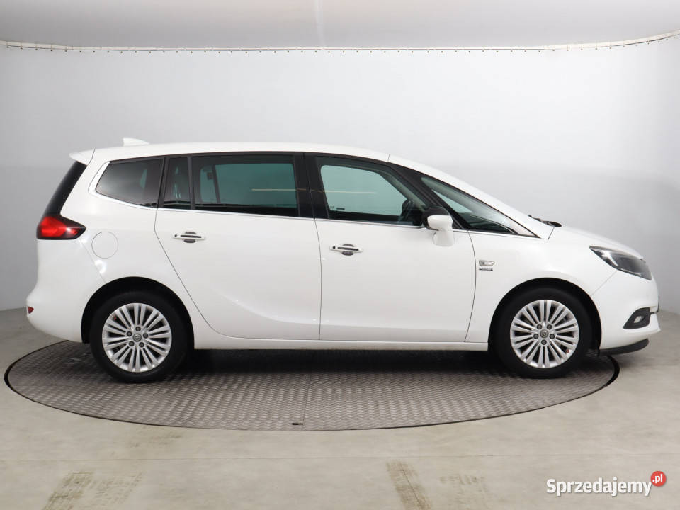 Opel Zafira Tourer 14 Turbo skórzana tapicerka