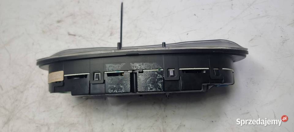 LICZNIK ZEGAR VOLKSWAGEN PASSAT B5 3B0919861B osobowe Lipno