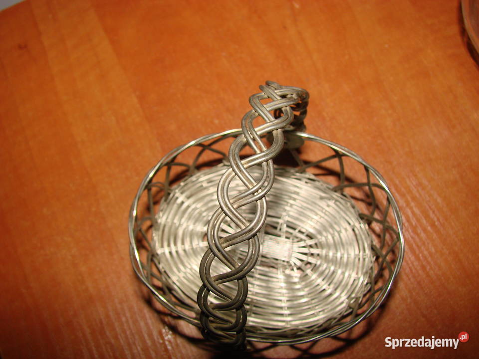 mały pleciony metalowy koszyk Pozostałe Pruszcz Gdański