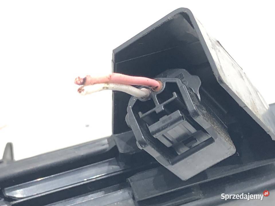 ZAMEK DRZWI PRAWY PRZÓD DACIA DUSTER Hatchback