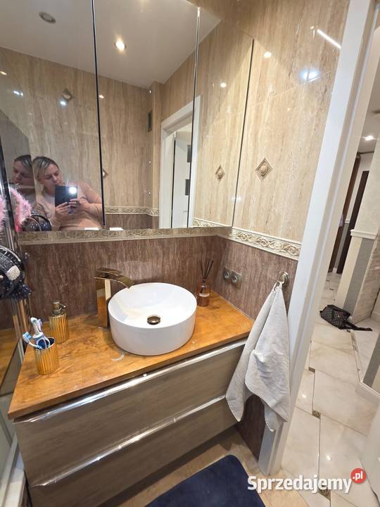 Syndyk sprzeda udziały w lokalu mieszkalnym w Mieszkania pomorskie Gdynia