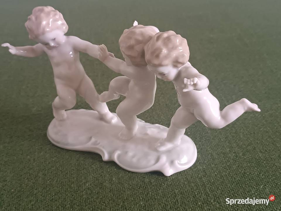 Piękna figurka tańczących dzieci Porcelana i szkło Gorlice
