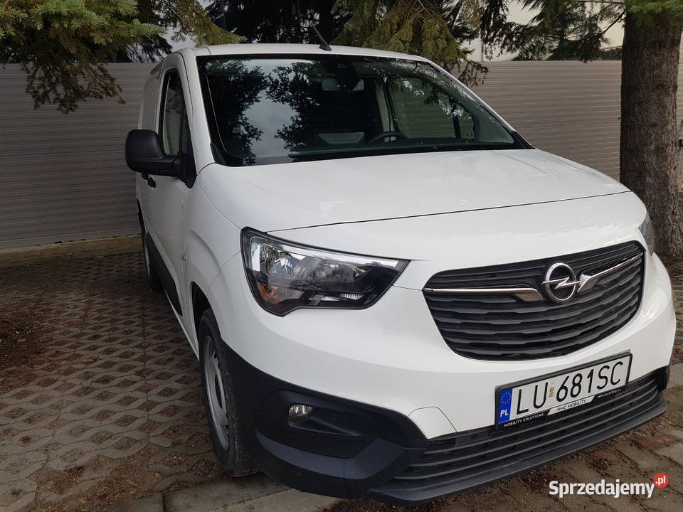 opel Combo 3 miejsca 2022r Stan nowy 54 sprzedam
