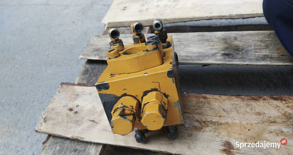 6 WYJŚĆ KOSTKA ZAWÓR ZAMEK HYDRAULICZNY LIEBHERR Kielce