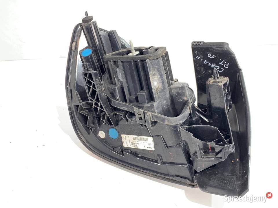 LAMPA PRAWY TYŁ OPEL CORSA F 9829317280