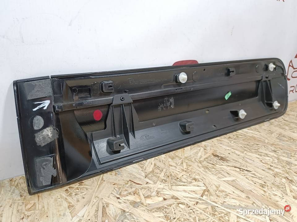 FIAT 500L LIFT LISTWA DRZWI PRAWY TYŁ 735651112 osobowe wielkopolskie Pleszew