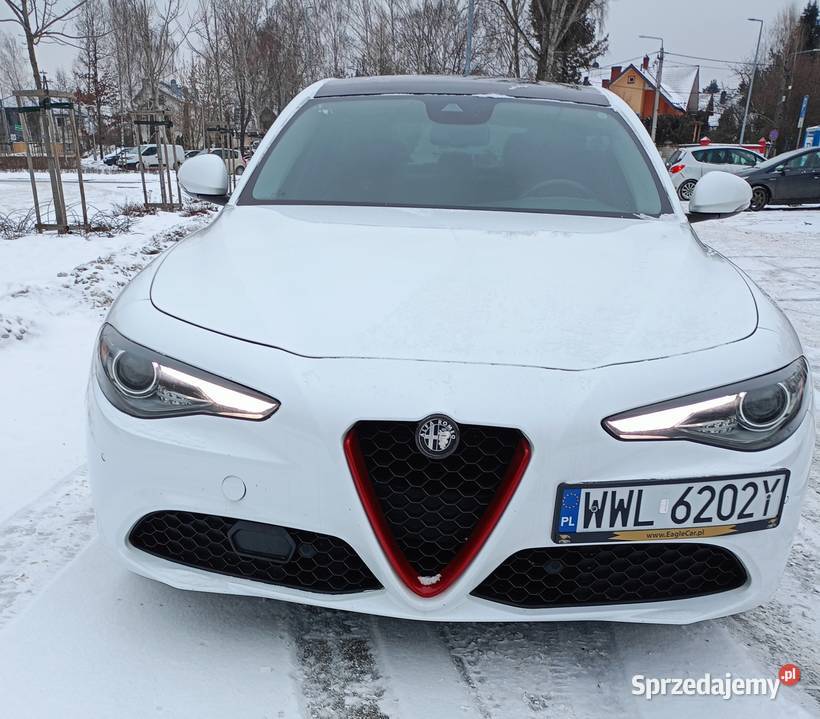 Alfa Romeo Giulia Q4 280 benzyna mazowieckie Kobyłka