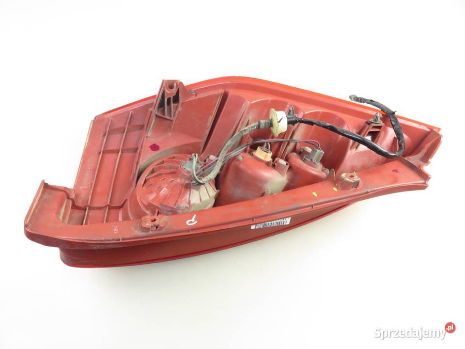 LAMPA PRAWA TYLNA MAZDA 5 CR19 C23551150 osobowe sprzedam