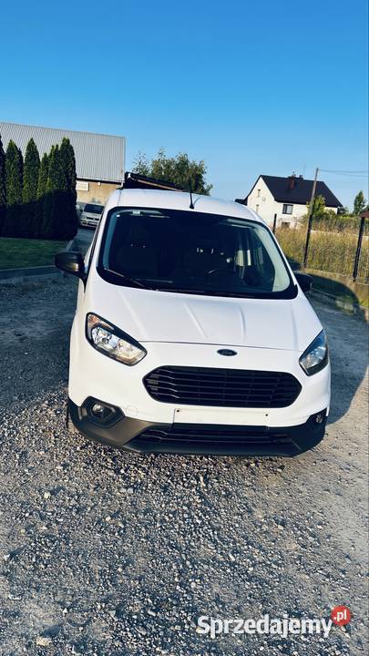 Ford Transit Courier zarejestrowany w Polsce Ford podkarpackie Jaźwiny