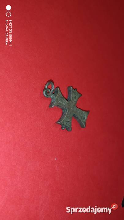 Srebrny stary krzyżyk relikwiarzowy Antyki, Sztuka, Kolekcje łódzkie